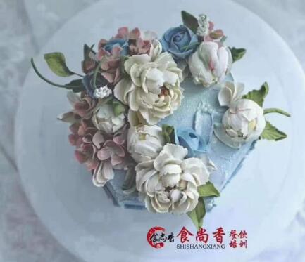 午夜欧美理论片学员蛋糕裱花作品